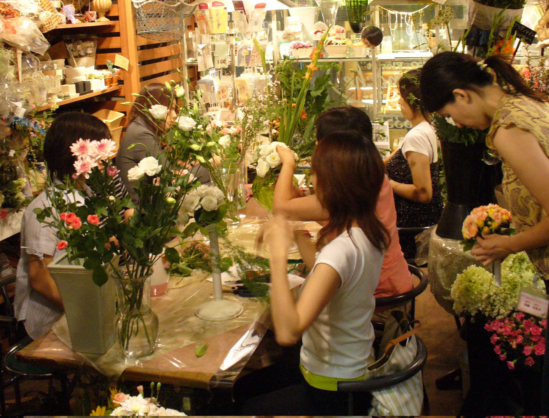 フラワーアレンジメント教室 レッスン 東京 新宿 花教室 体験 Florist Kanoche